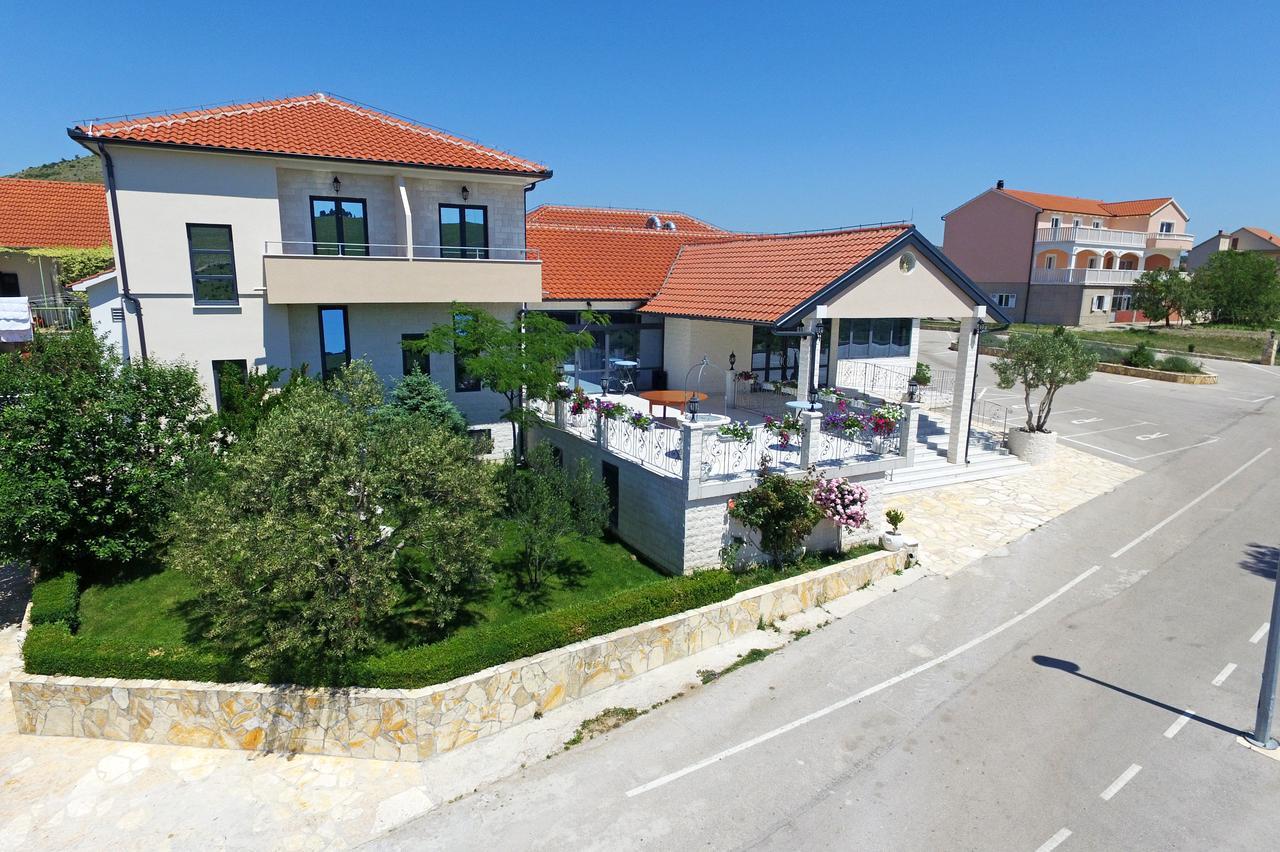 B&B Ave Maria Vrpolje Екстер'єр фото