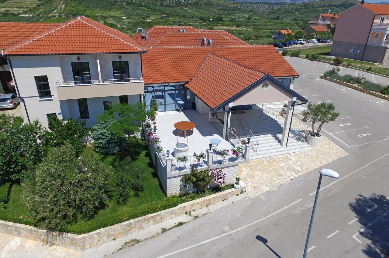 B&B Ave Maria Vrpolje Екстер'єр фото